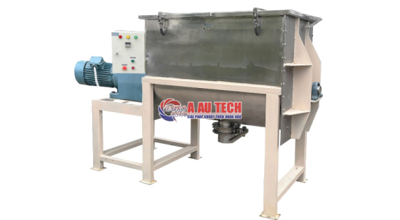Máy trộn bột nằm ngang