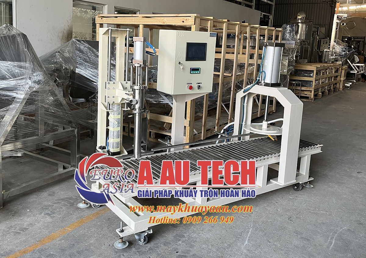 Máy chiết rót