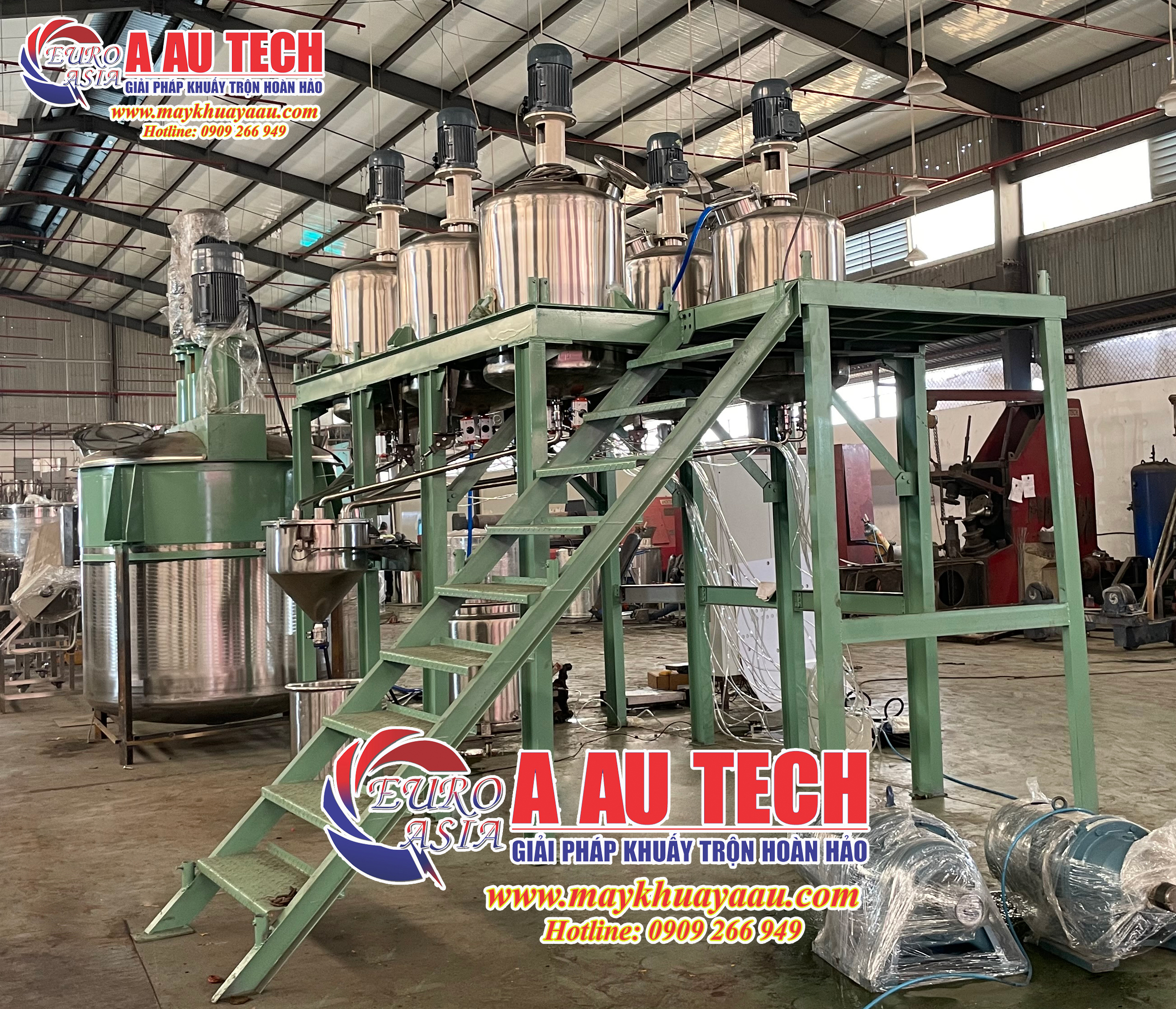 Bồn khuấy lắp sàn thao tác