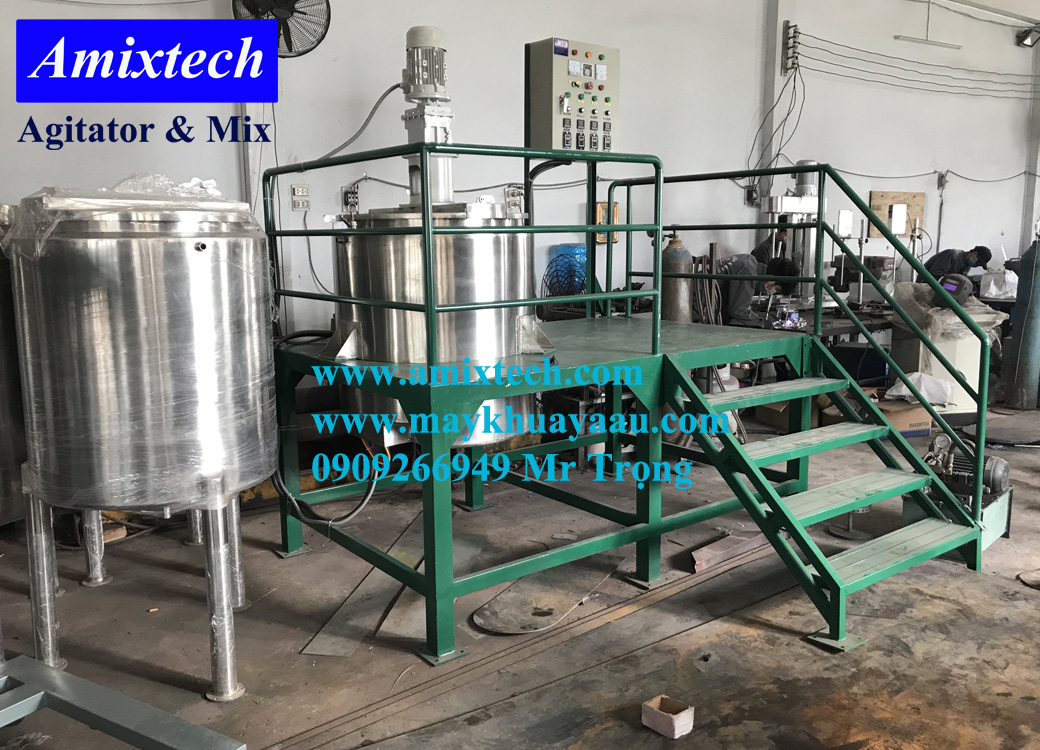 Bồn khuấy lắp sàn thao tác