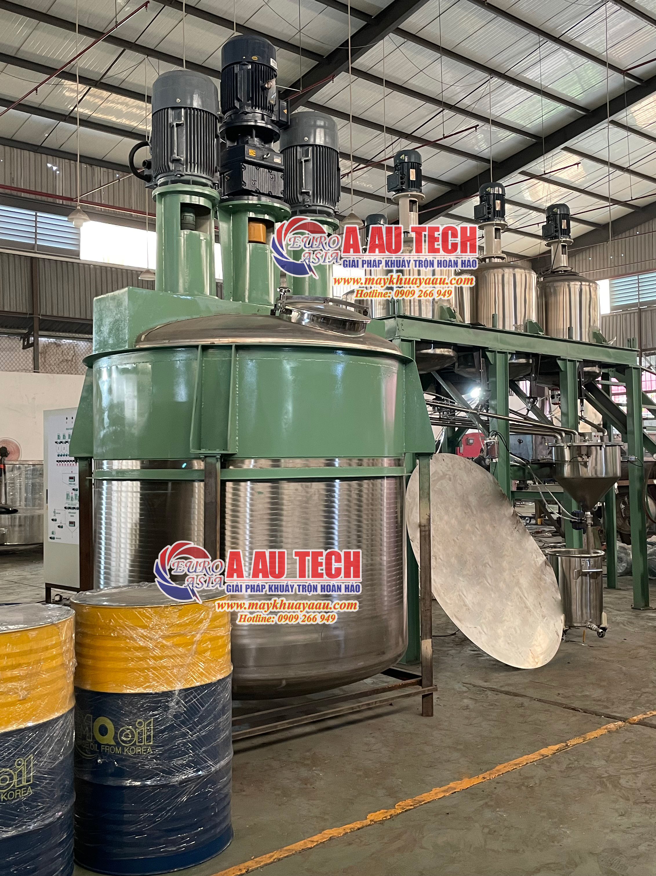 Bồn khuấy 3 trục