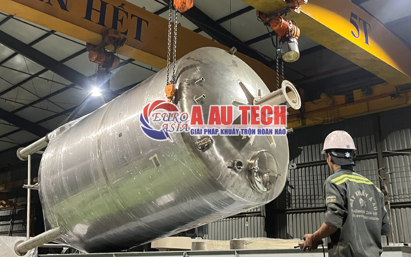 Bồn khuấy 11000 lít