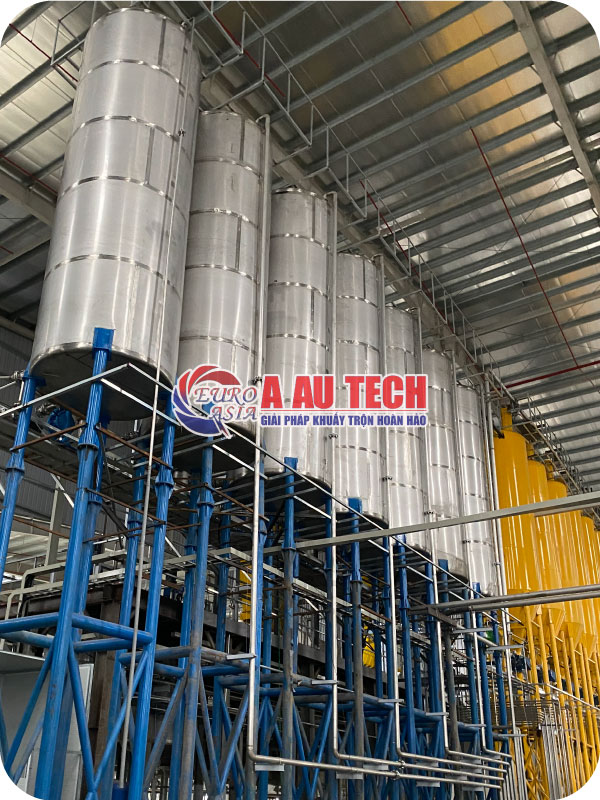 hệ thống khuấy trộn sơn kèm silo chứa phụ gia