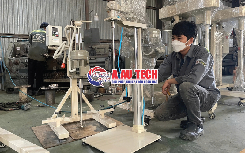 Máy khuấy sơn khí nén