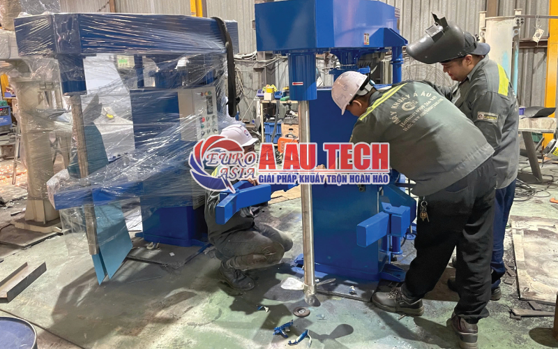 Gia công máy khuấy sơn