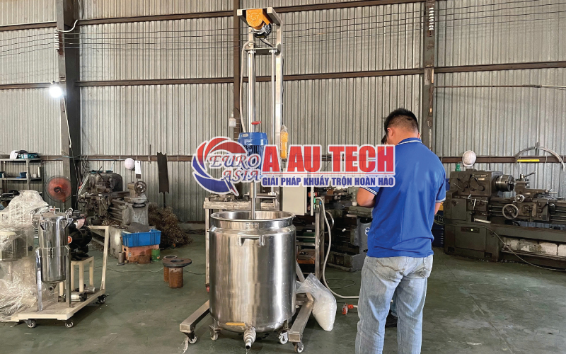 Máy khuấy trộn thực phẩm nâng điện 200 lít