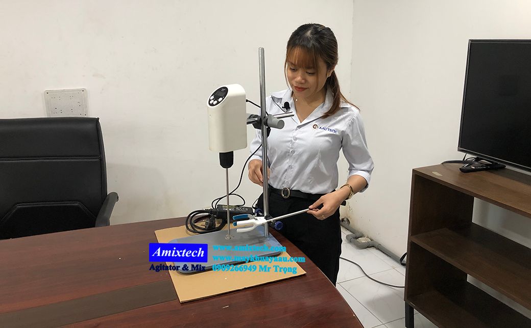Máy khuấy phân bón thí nghiệm 