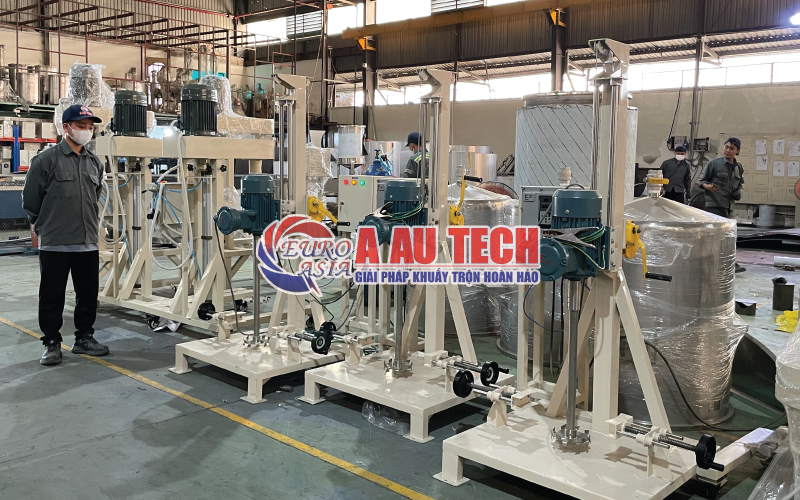 Máy khuấy sơn phòng nổ 