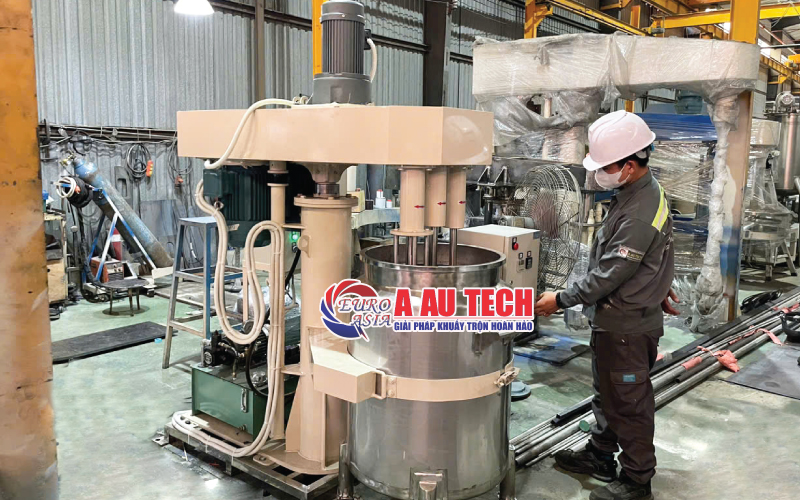 Máy nhũ mỹ phẩm 3 trục