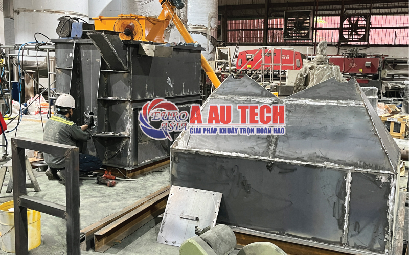 Gia công máy trộn bột 2 tầng