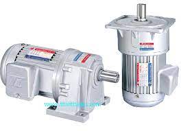 Motor khuấy