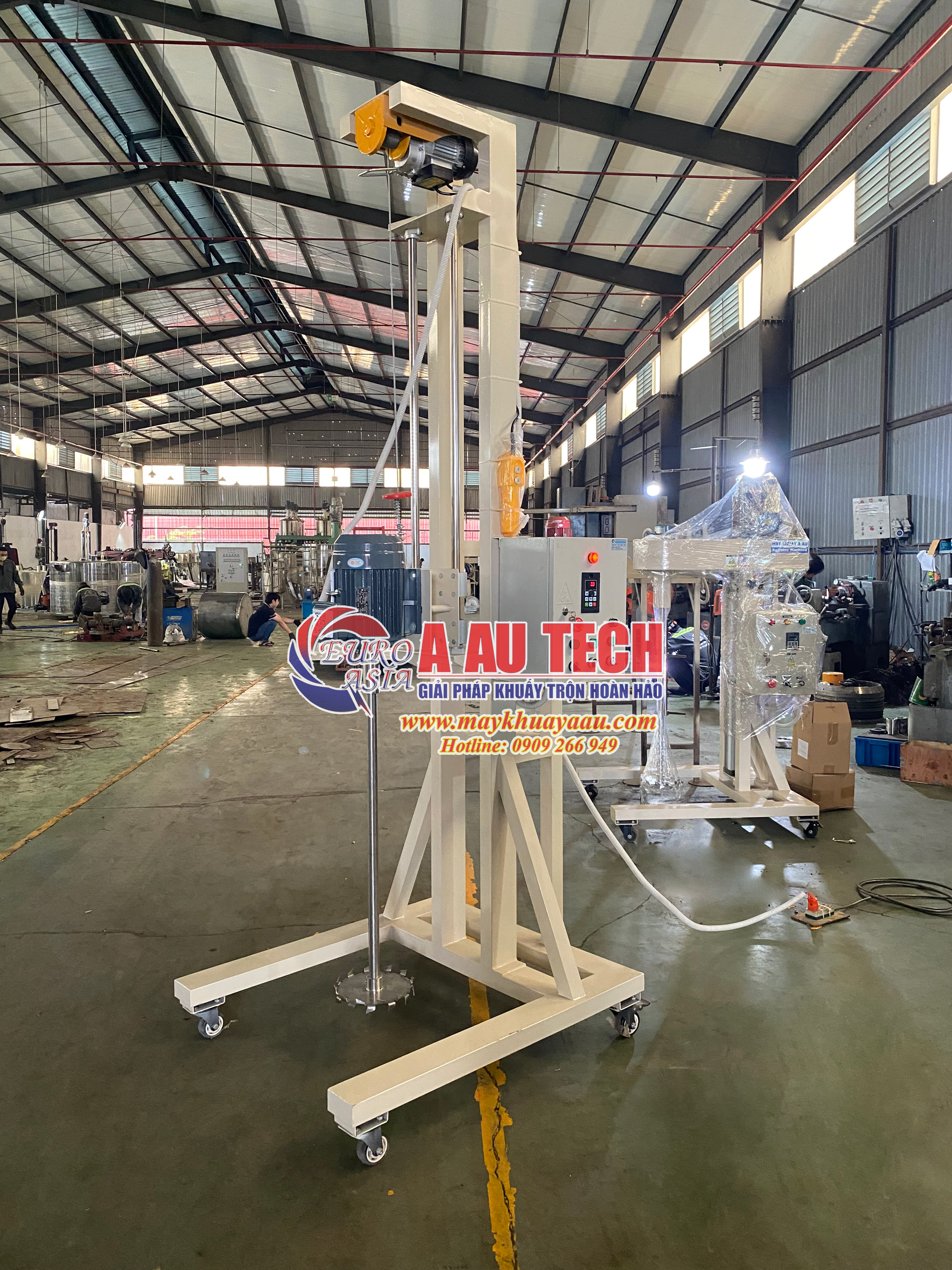 Máy khuấy trộn sơn 200 lít 