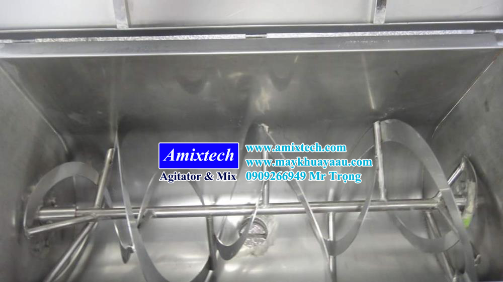 cánh trộn xoắn nằm ngang