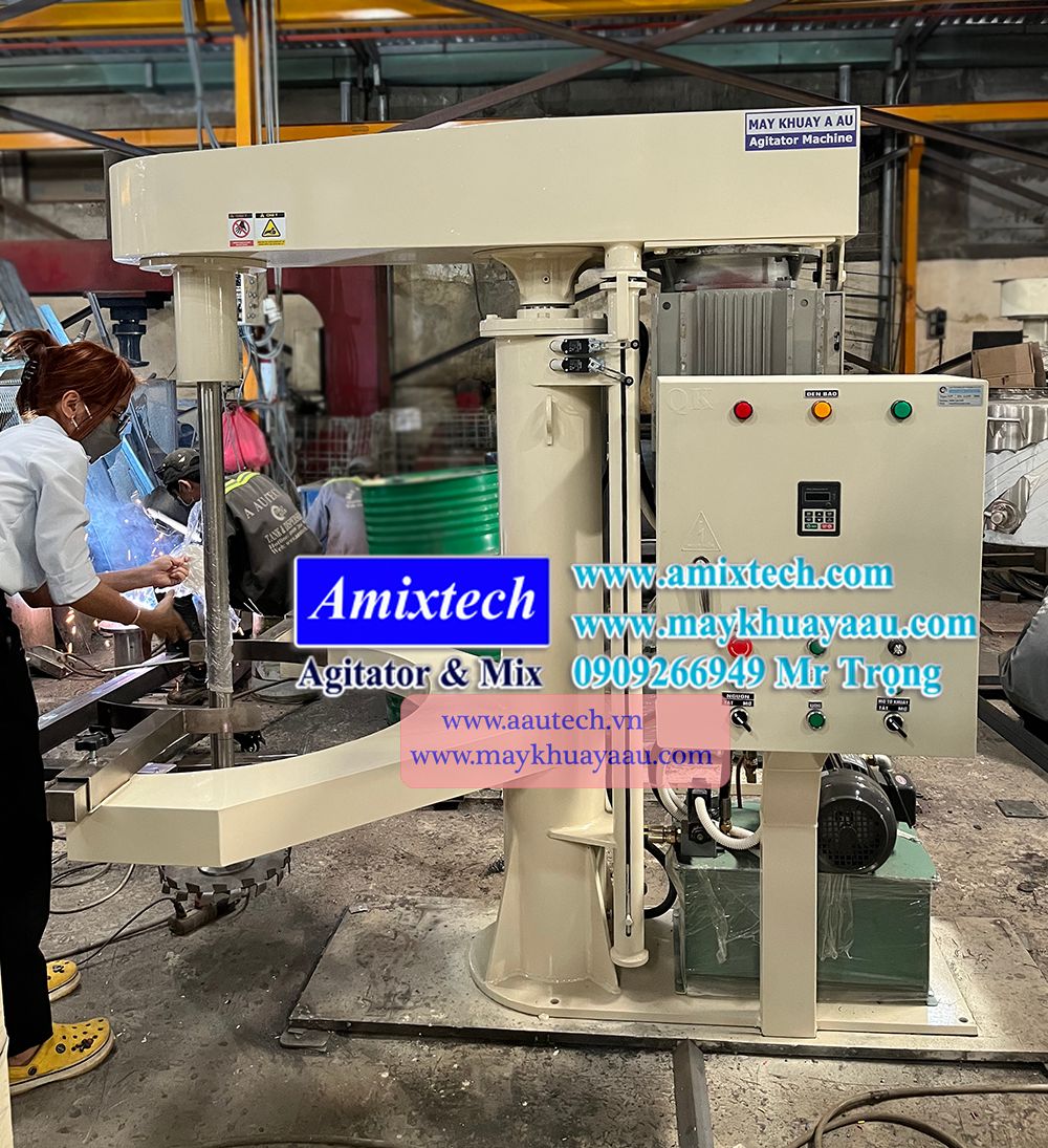 máy khuấy phân bón thủy lực 500 lít