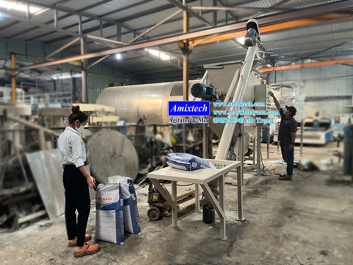 máy trộn bột trét 2 tầng có cân đóng bao 500kg