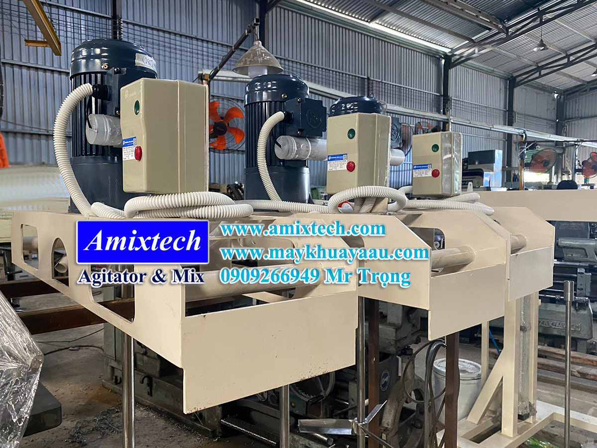 Máy khuấy gá thùng ibc 1000 lít