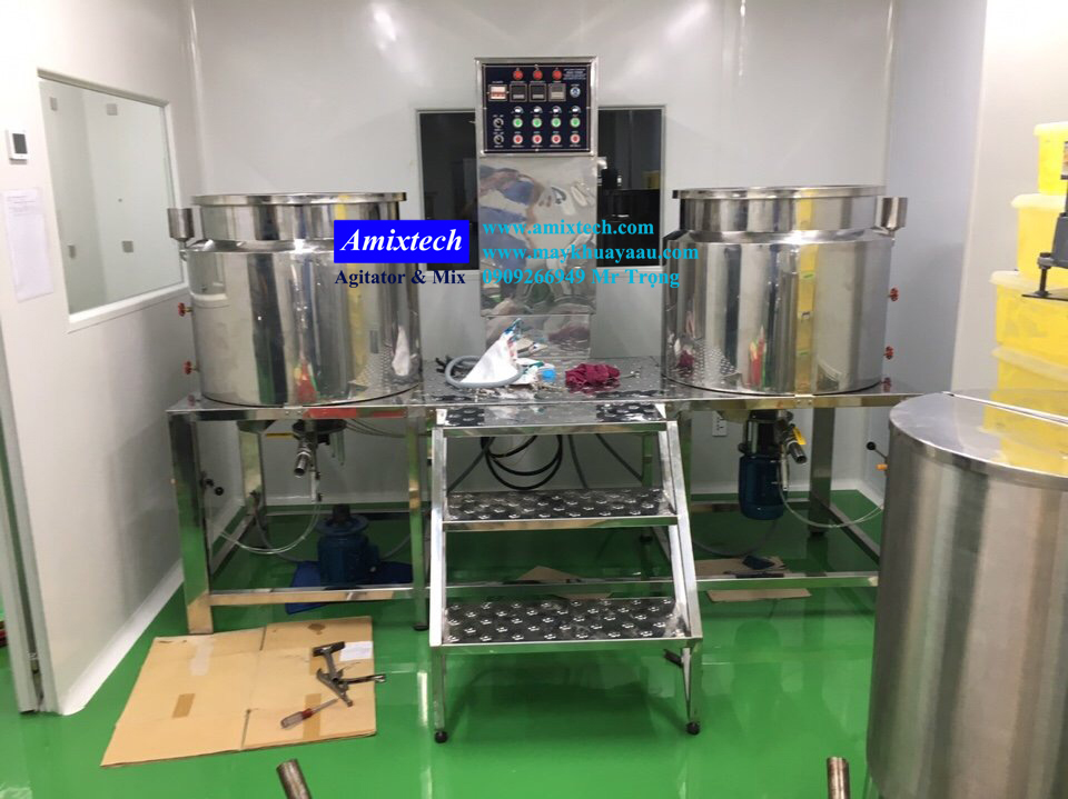 Bồn gia nhiệt lắp sàn thao tác
